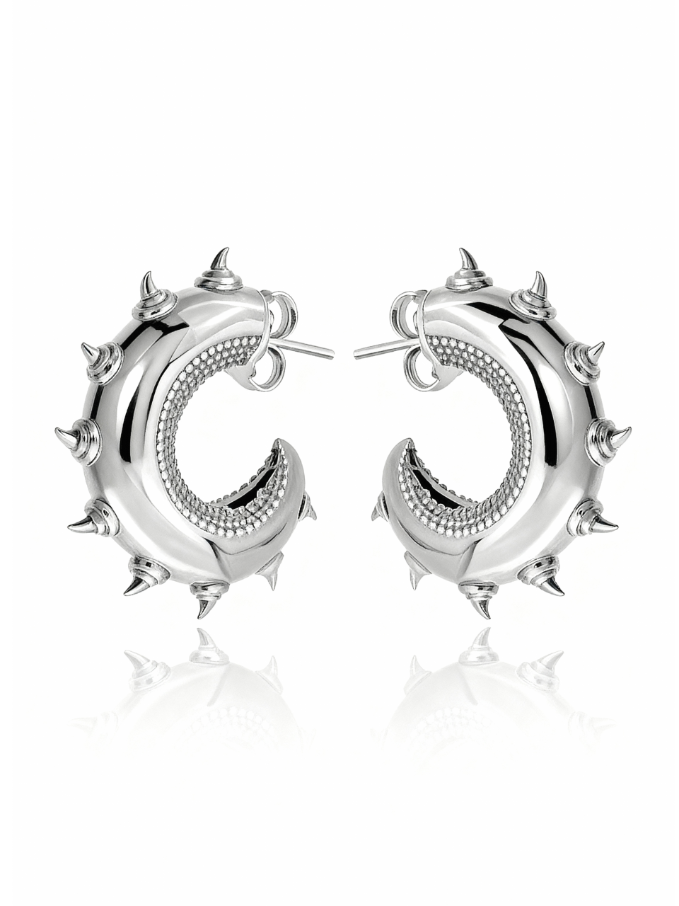 Jaagravii Nerita Earrings