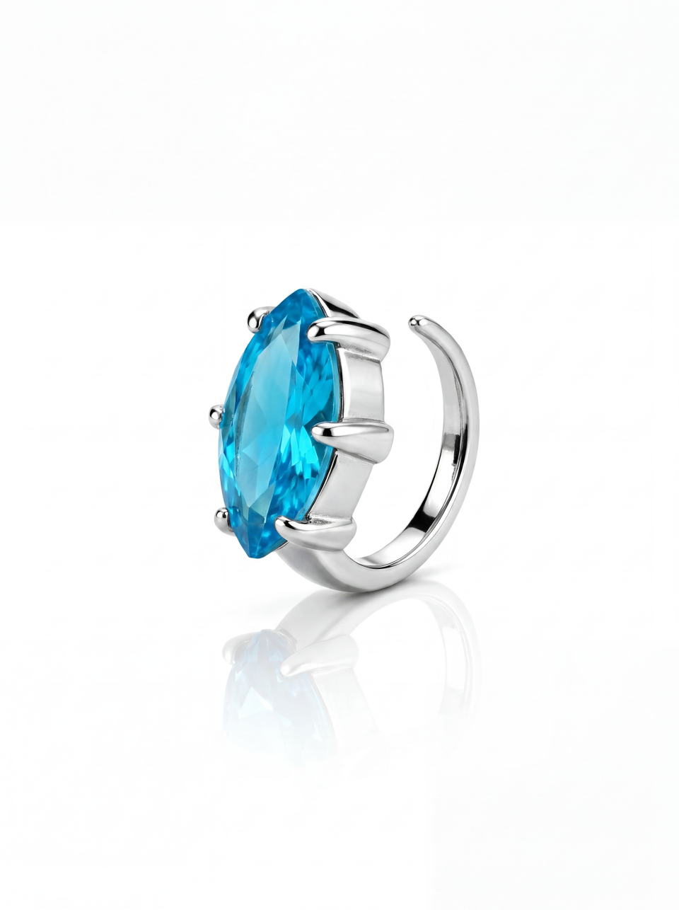 Jaagravii Ice Blue Ear Cuff